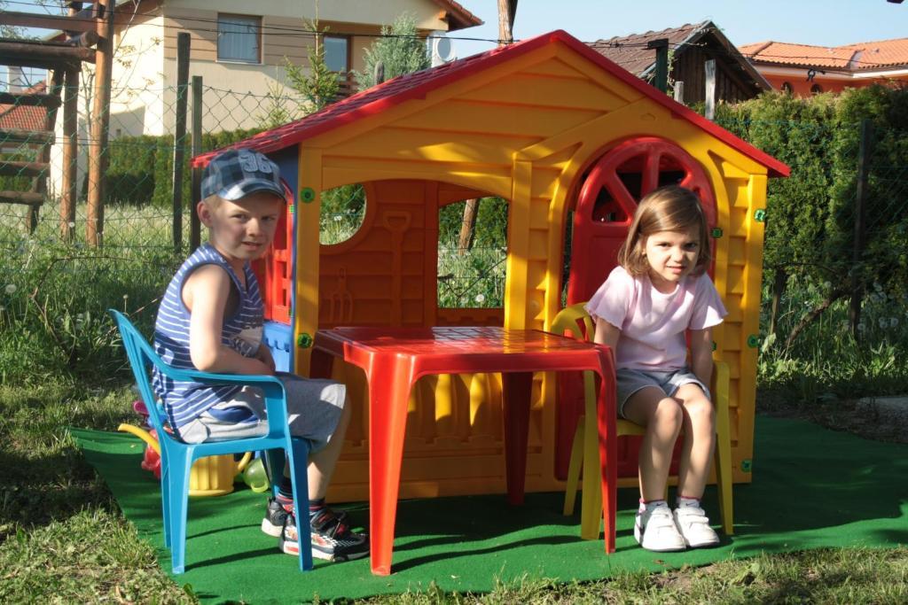 Cedrus Apartmanhaz - Cedrus Koez 7 Zalakaros Luaran gambar