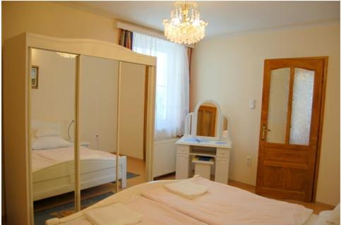 Cedrus Apartmanhaz - Cedrus Koez 7 Zalakaros Bilik gambar